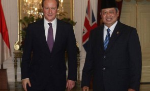 Cameron with Yudhoyono